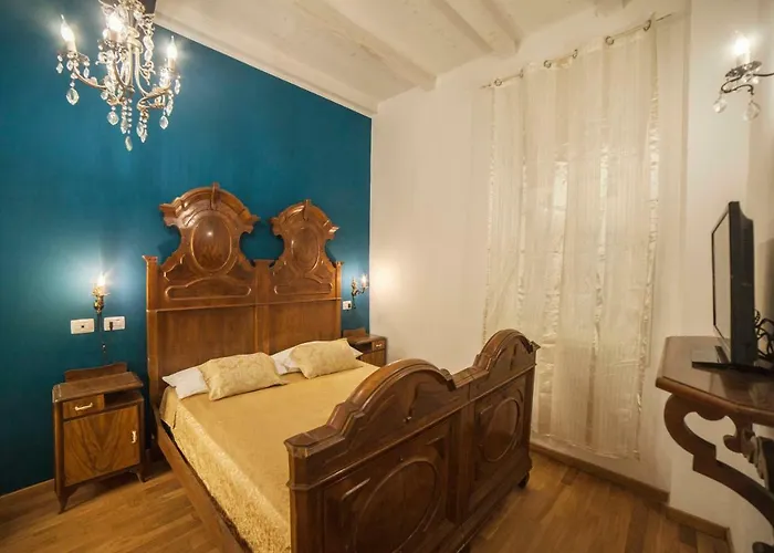 Il Fonticolo & Breakfast Couette-café 4*