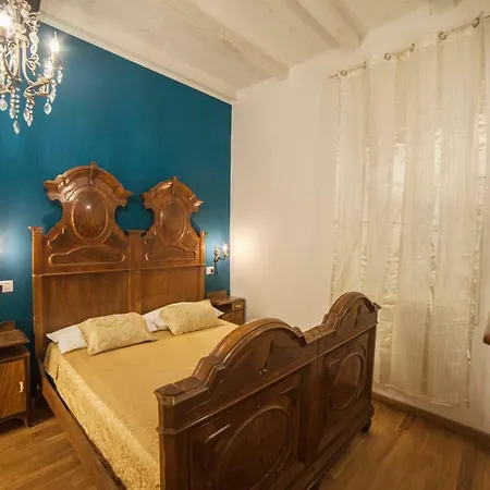 Il Fonticolo & Breakfast فندق مبيت وإفطار 4*